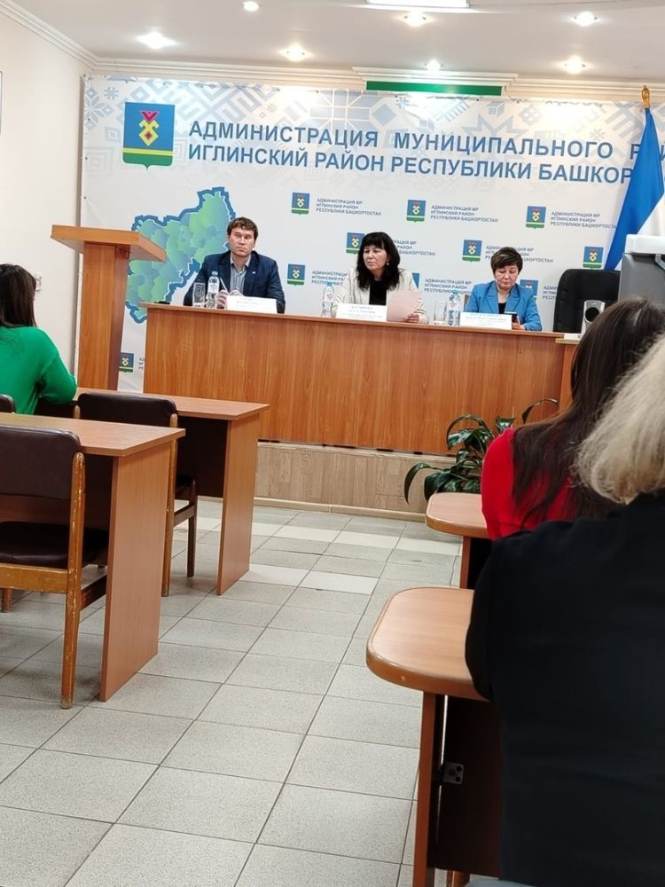 25 октября 2024 года провели встречу с главой района Насыровой Г.Р. и сотрудниками Иглинской ЦРБ